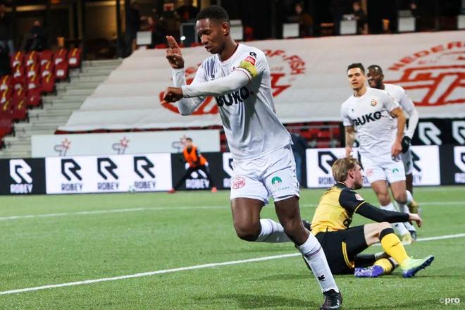 通过程月磊 通过程月磊