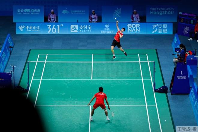 能与莱万多 能与莱万多